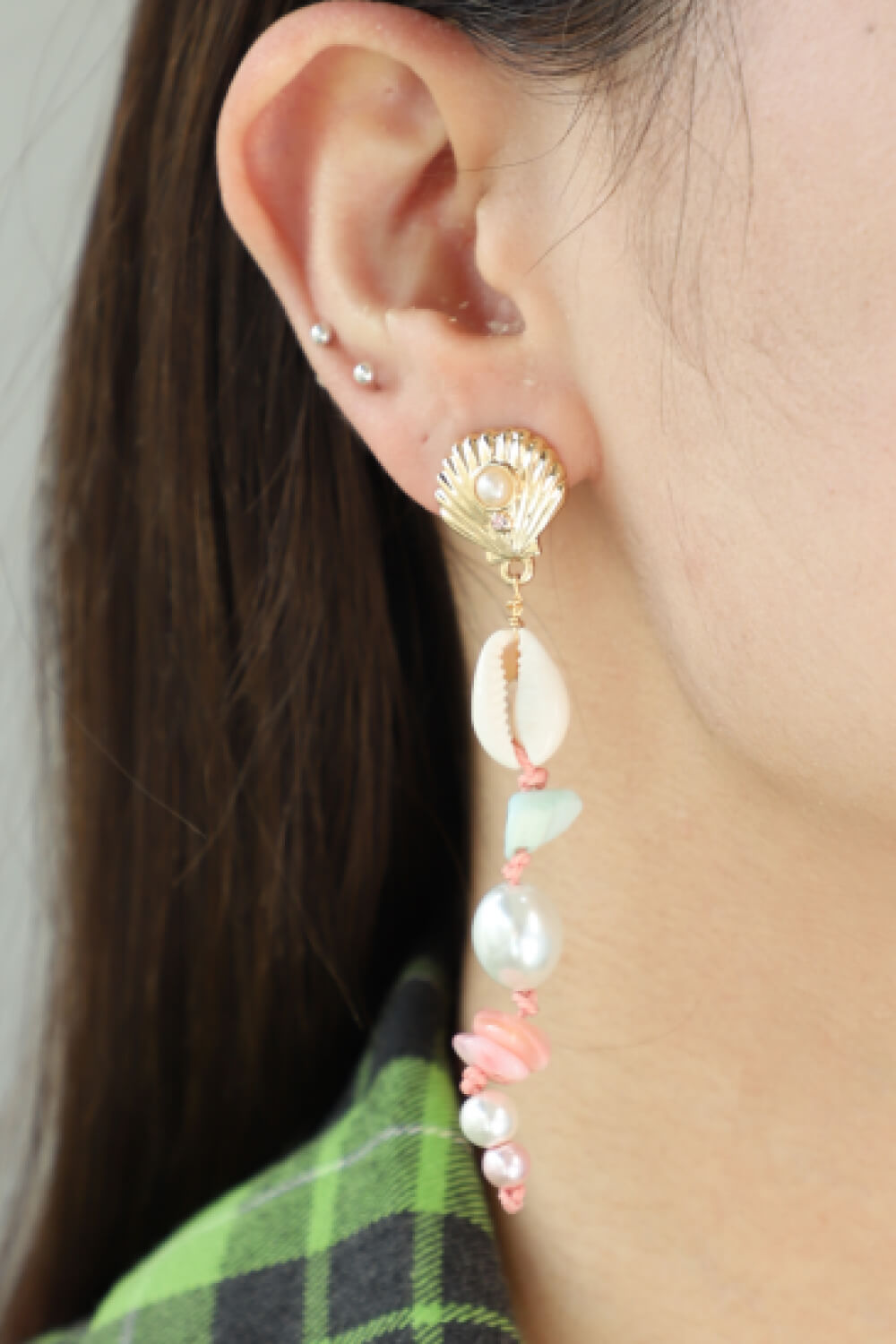 Sand Colors Pearl and Shell Earrings